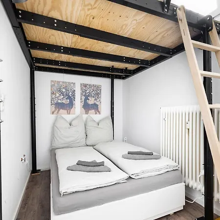 Loft Flair Near Rotkreuzplatz Apartamento